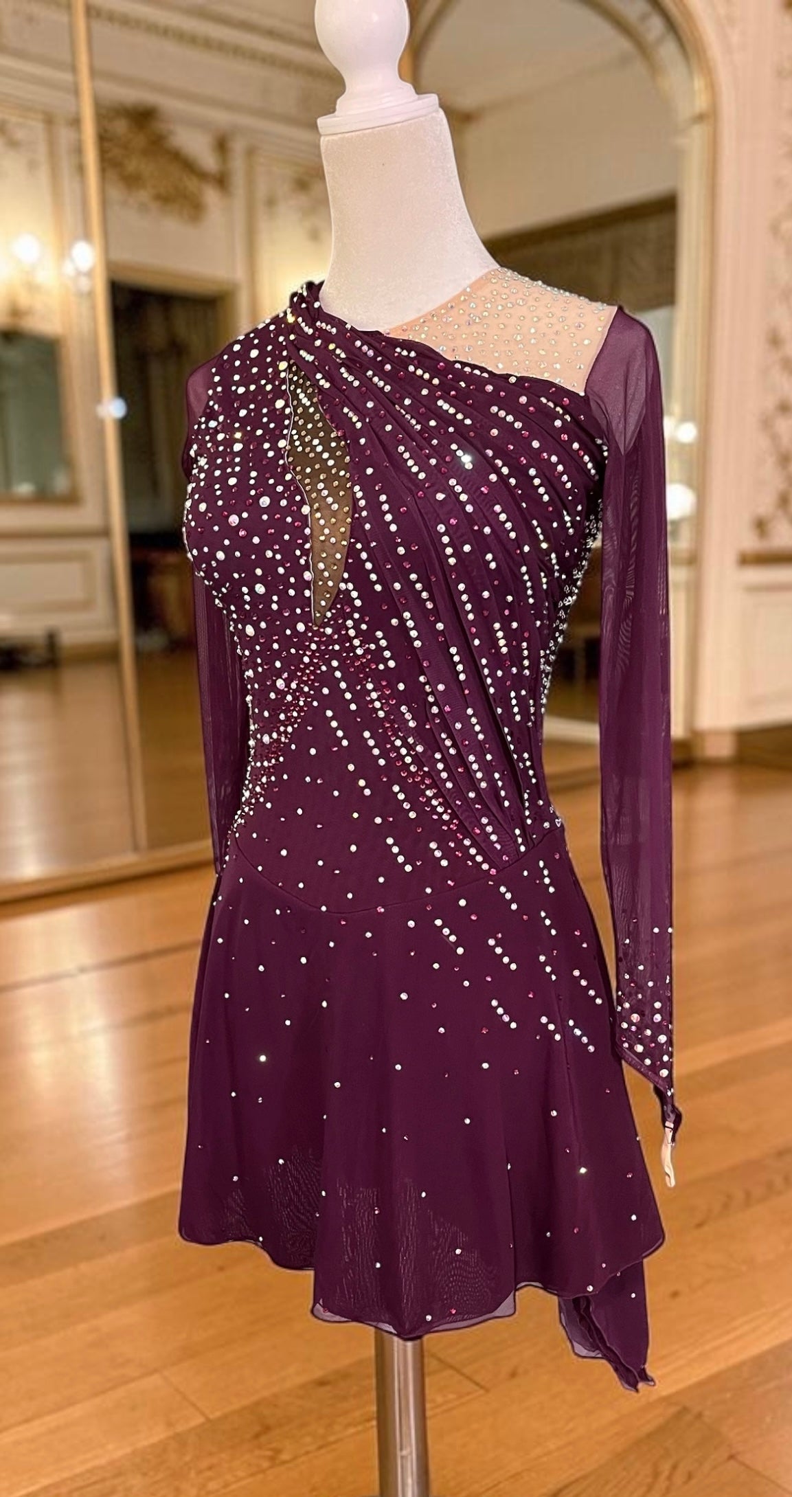Adult Small Burgundy freestyle dress