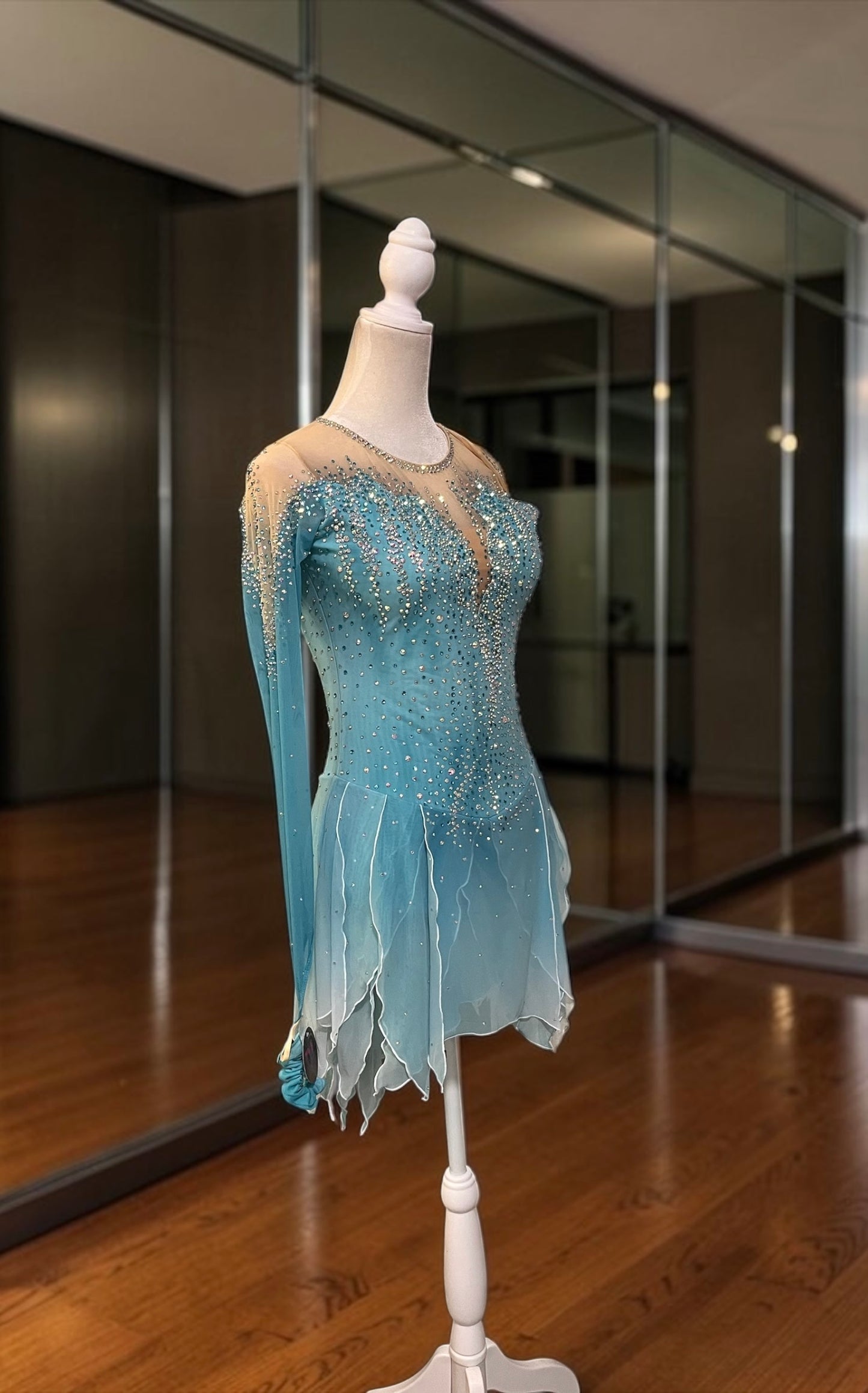 Adult Medium Aqua Dance/Freestyle dress