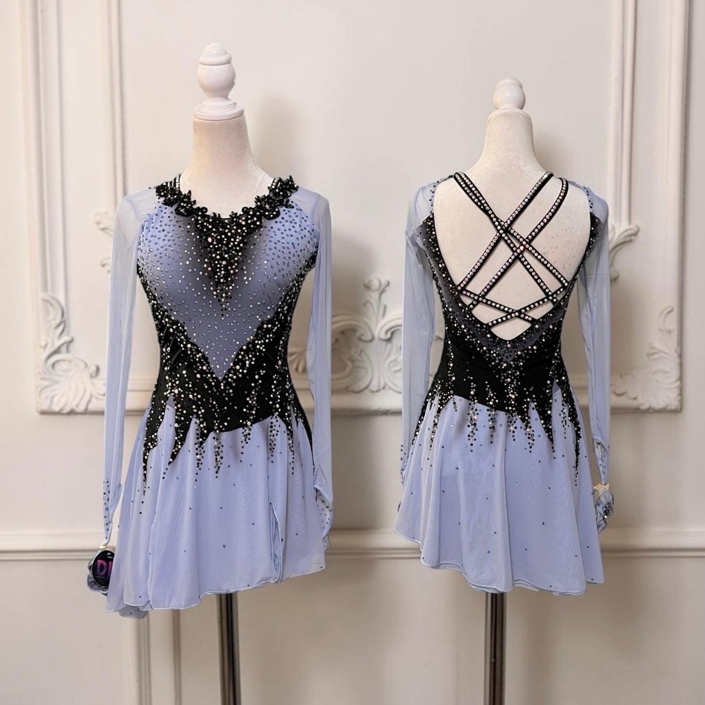 Adult Small Gray Black freestyle dress
